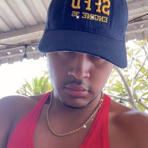 Meet your Posher, Daniel